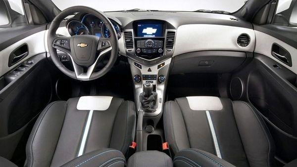 Ny koreansk automaker - Chevrolet Cruze hatchback